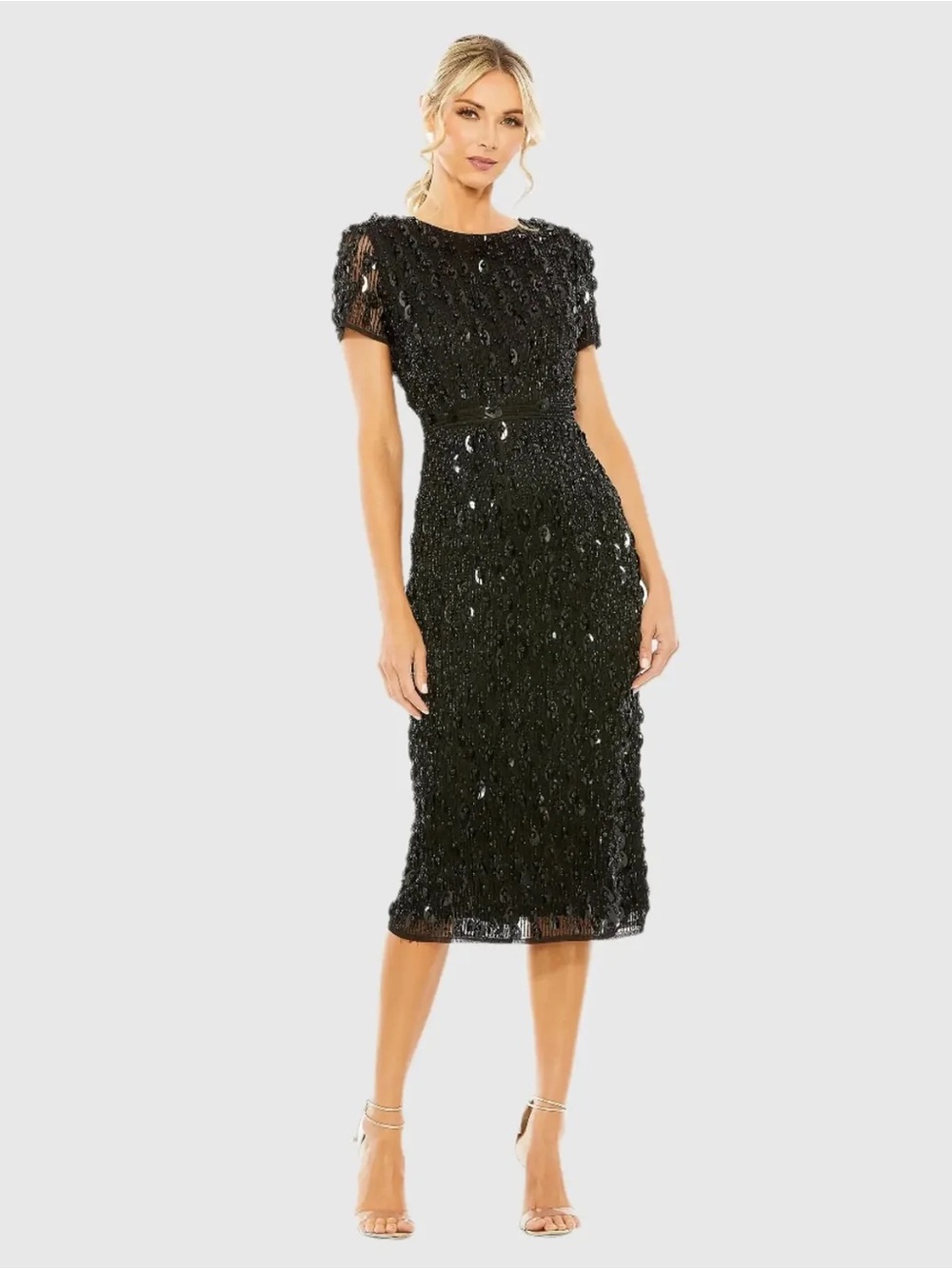 MAC DUGGAL

Black High Neck Short Sleeve Embellished Dress Size 4 $698 #93893